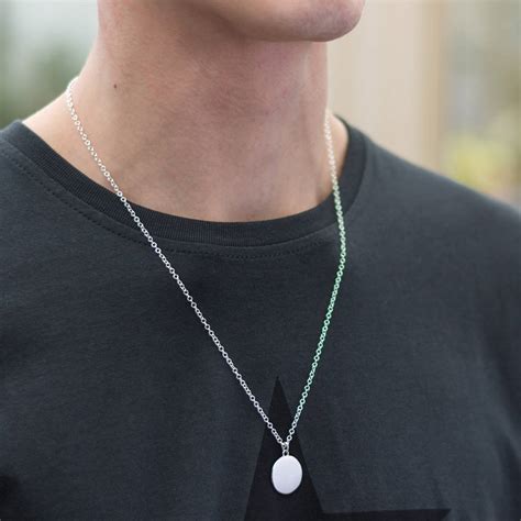 men's small pendant necklace.